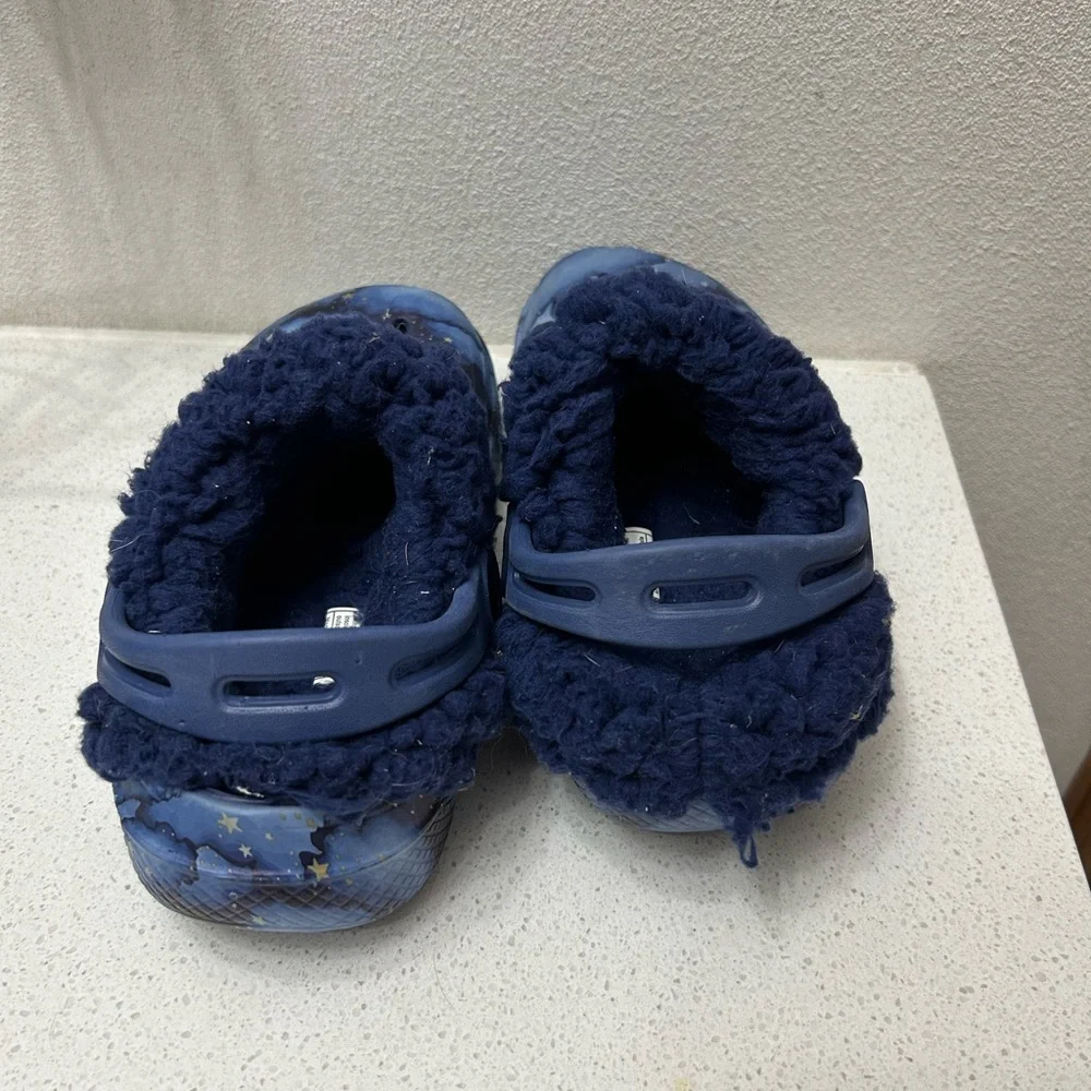 Kids Galaxy Blue Clogs slip on closed toe sandal fleece lined shoe